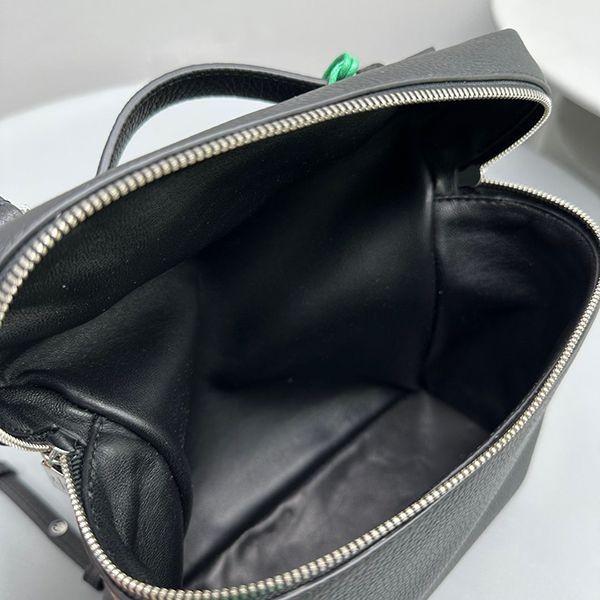 新色登場☆ロロピアーナ Extra Pocket バックパック コピー L23.5 ror80858