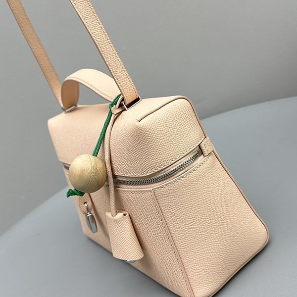 高品質ロロピアーナ◆エクストラ・カーフレザー ショルダー バッグ L27 偽物 rok83314