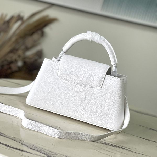 《フォルムが可愛い◎》ルイヴィトンLVカプシーヌEW コピーハンドバッグ M23956