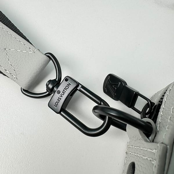 素敵なルイヴィトン n級品 トリオ・メッセンジャーショルダーバッグ M46603