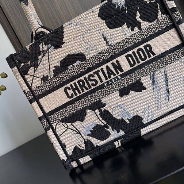 大人気！ディオール Book Tote バッグ n級 ミニ ストラップ付き dev48270