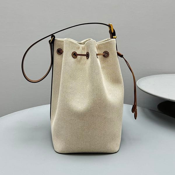 ★日本!!人気！ミュウミュウ n級品 キャンバスxレザー バケットバッグ myf93994
