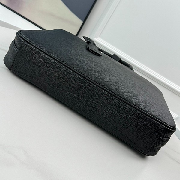 一目惚れ♪ルイヴィトン アルマンド・ブリーフケース MM 偽物 38 x 29 x 8 cm M54382