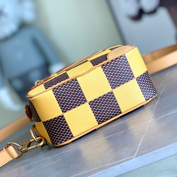 【コーデのアクセントに♡】ルイヴィトン 偽物 LV チェス・メッセンジャー N40547