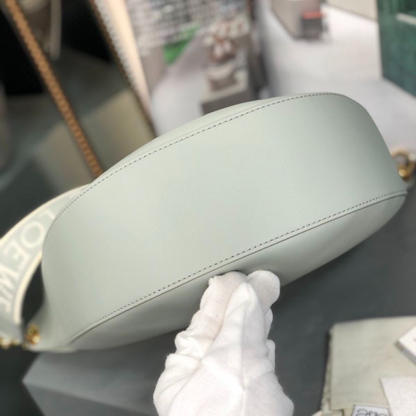 ☆ロエベ☆ルナ ショルダーバッグ スーパーコピー lor51557