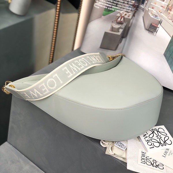 ☆ロエベ☆ルナ ショルダーバッグ スーパーコピー lor51557