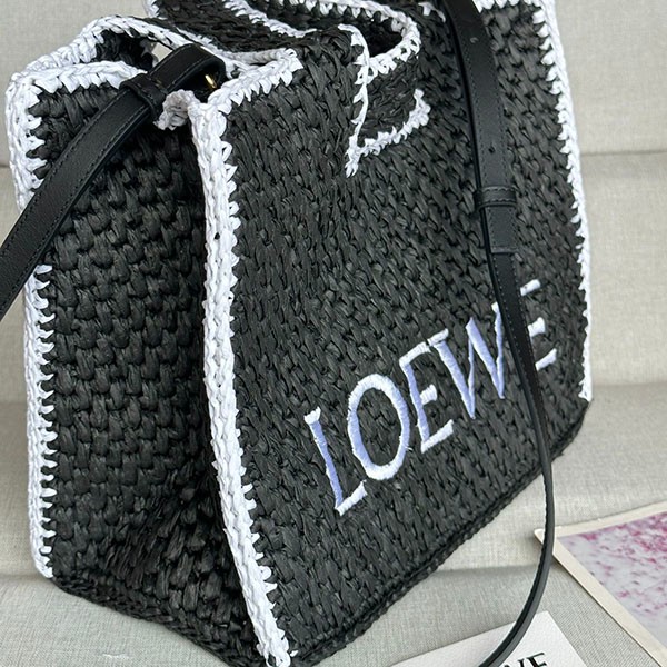 大人気！ロエベ コピー フォント トート ラフィア loq77030