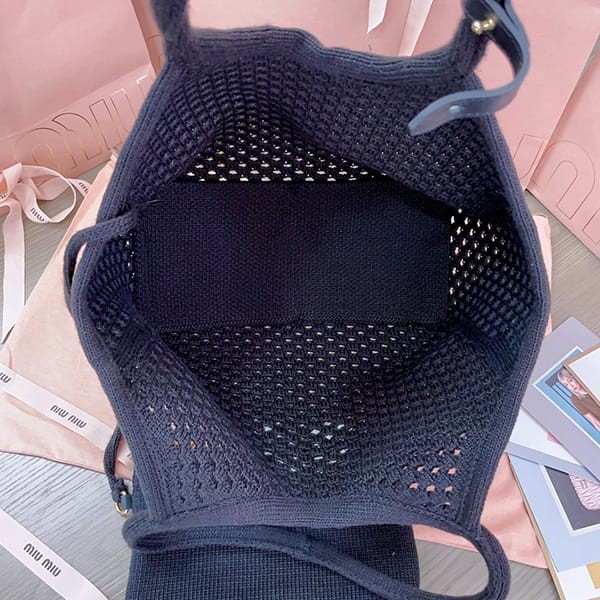 稀少ミュウミュウ Crochet handbag クロッシェハンドバッグ 偽物 mym09561