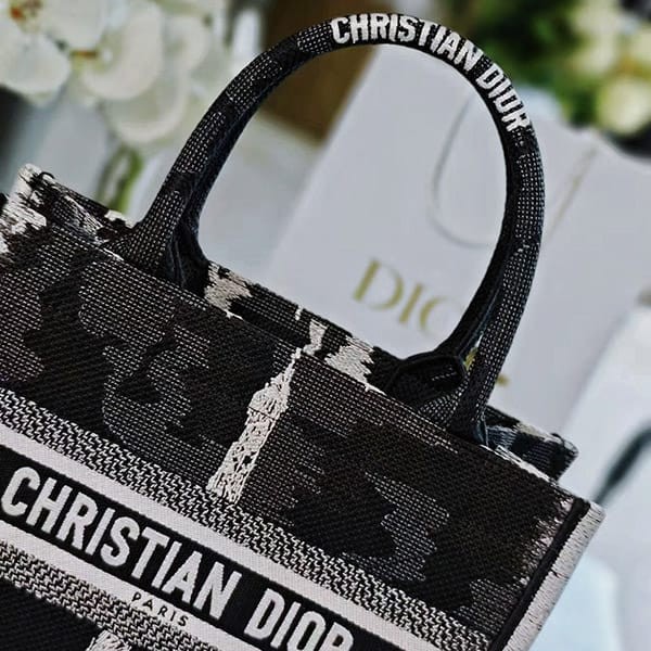 ☆超人気☆ディオール Paris刺繍 ブックトート ミディアム M1296ZEGGM911