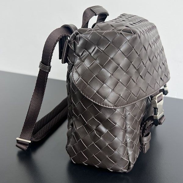 すぐ届く ボッテガヴェネタ ポスティーノ バッグ N級品 バックループ付き bop03708