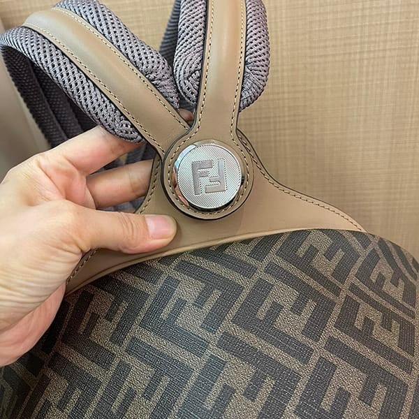 秋冬大セールフェンディ n級品 ブラウン FF ファブリック バックパック fem45050