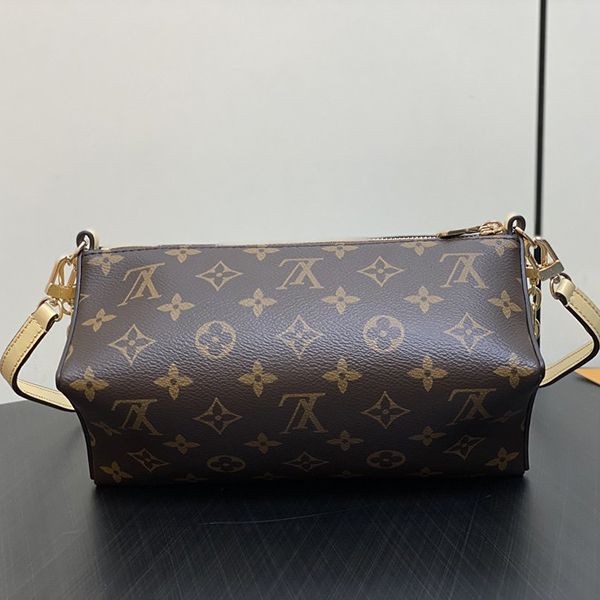 【横から見てもお洒落★】ルイヴィトン LV ブルームポーチ コピー M11303/M11672 M11303