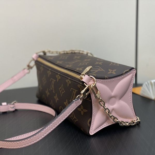 【横から見てもお洒落★】ルイヴィトン LV ブルームポーチ コピー M11303/M11672 M11303