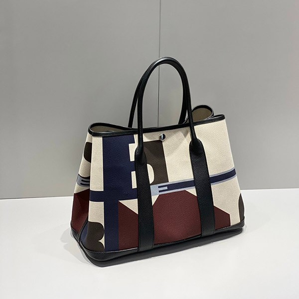 シンプルコーデに★エルメス ガーデンパーティ 36 偽物 erg98696
