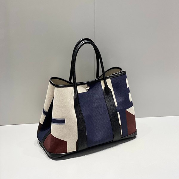 シンプルコーデに★エルメス ガーデンパーティ 36 偽物 erg98696