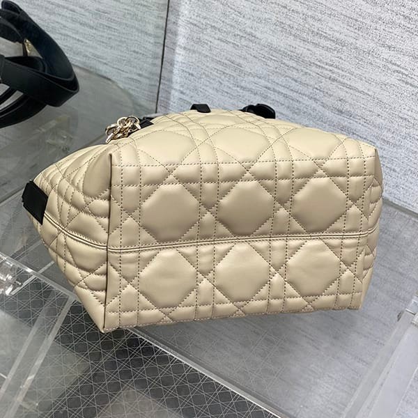 使い勝手良しディオール Toujours バッグ スーパーコピー ミディアム dea32633