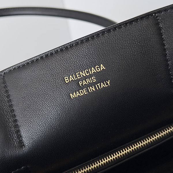 注目★バレンシアガ コピー bel air small ショルダー バッグ レザー ロゴ bag26279
