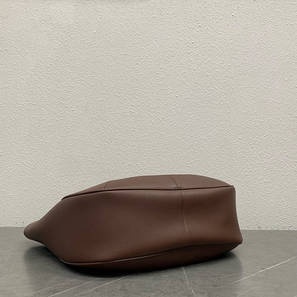 セリーヌ MEO パロディ カーフスキン バック Ceo62976