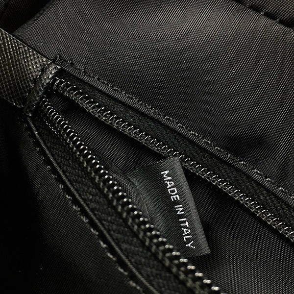 新作 プラダ Re-Nylon xサフィアーノレザー バッグ 偽物◆ 2VL977