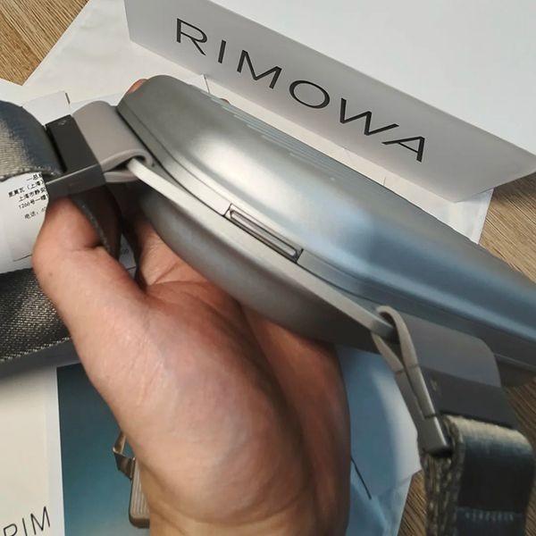 人気急上昇◆リモワ スリングバッグ 偽物◆アルミニウム製◆ユニセックス rif95079