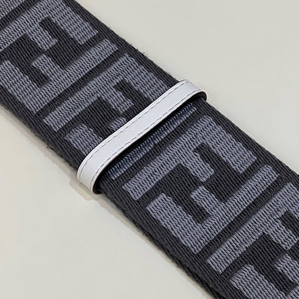 フェンディ Strap You FFロゴ ショルダーストラップ 偽物 2色 8AV386