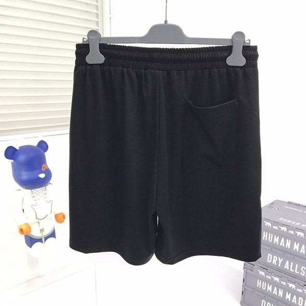 日本未入荷バレンシアガ ロゴ ブラック ショートパンツ 偽物 bat26531