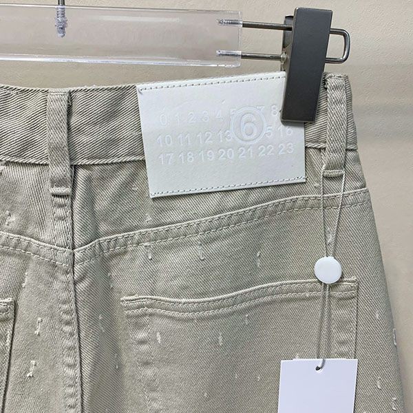 エムエムシックス 偽物 オーバーサイズワイド ジーンズ Mad11371