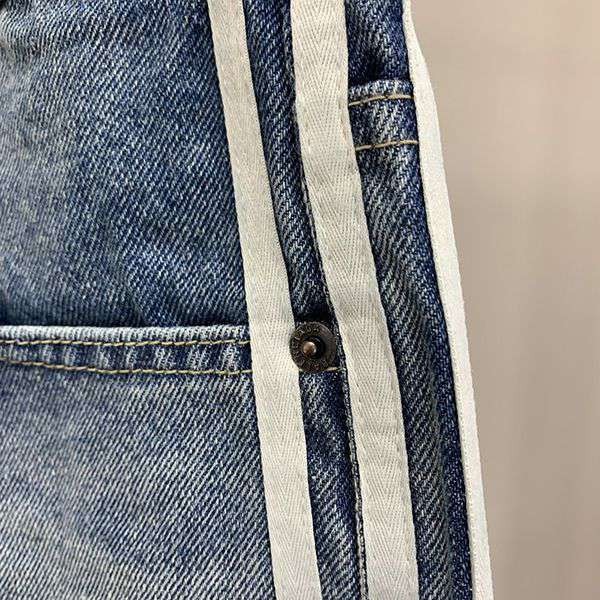 セレブ多数愛用バレンシアガ × アディダス デニムパンツ スーパーコピー bay12823