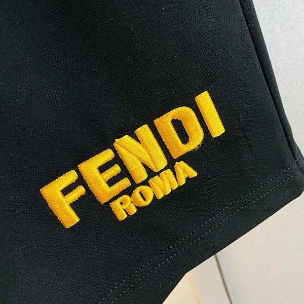 超入手困難♪フェンディ カジュアルショーツ コピー feo57282