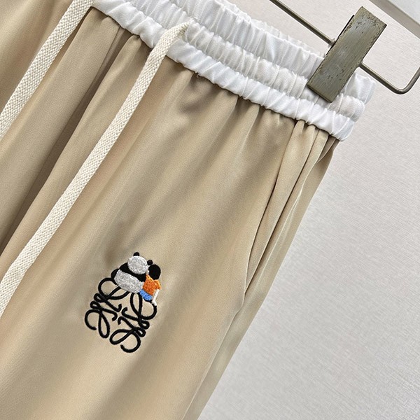 ロエベ アナグラム刺繍 トラックパンツ コピー lom41421