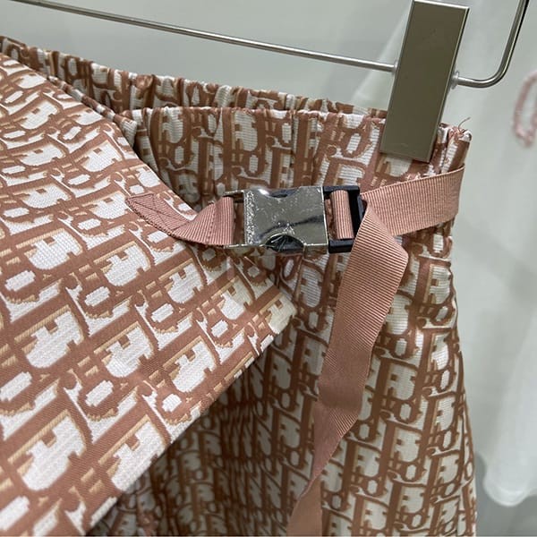 定番ディオール ショートパンツネイビー パロディ dei48221