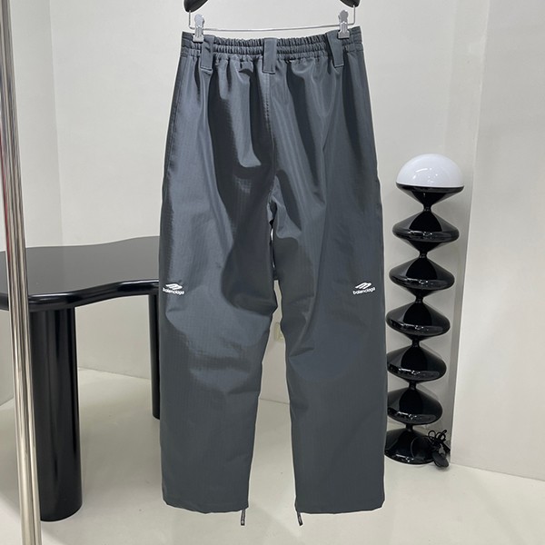 おすすめバレンシアガ 3B SPORTS ICON トラックスーツ パンツ 贋物 bad04497