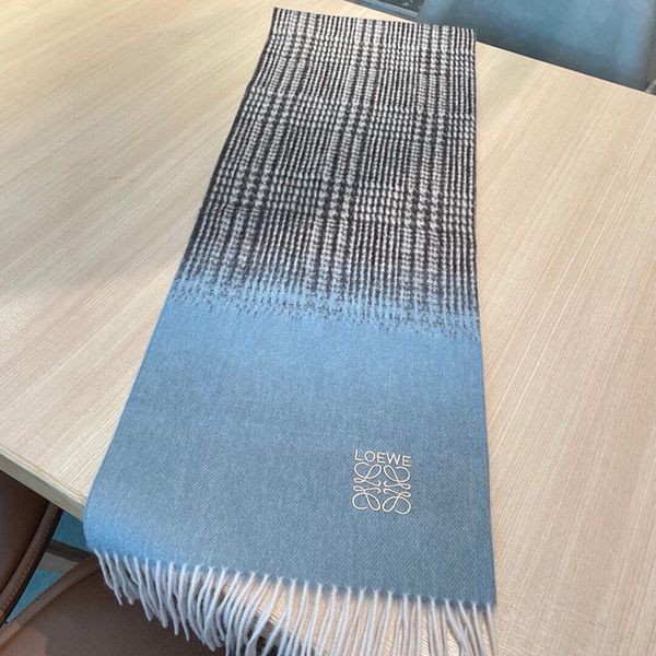 限定希少 ロエベ バイカラー カシミアマフラー 偽物 los68328