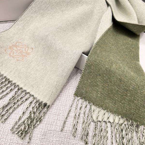 人気【ロエベ】カシミア混刺繍アナグラム マフラー パチモン lof49736