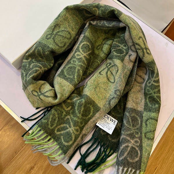 ロエベ ウィンドウ パチモン ウールブレンドスカーフ lof34721