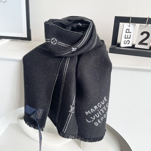 シンプルでお洒落♪【ルイヴィトン】マフラー パチモン・モノグラム M77189