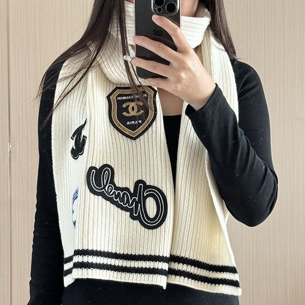 ★日本!!人気！【スクールガール風が可愛い♪】シャネル CCロゴ ニットマフラー 激安 shx60129