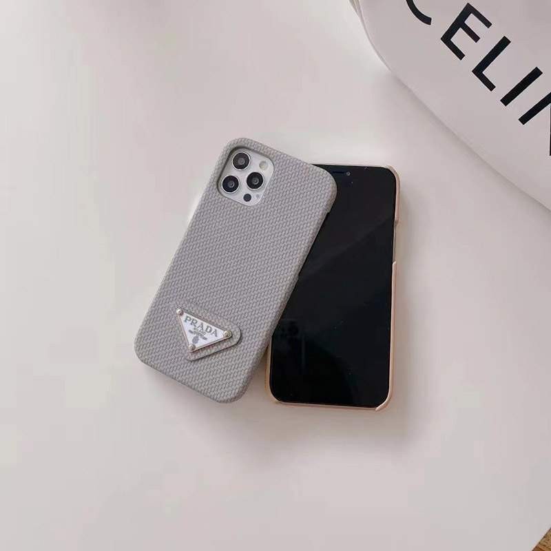 送料込 プラダ ケース スーパーコピー トライアングルロ レザーiPhone12/proケース pul86663