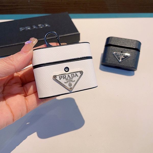 お洒落で可愛い プラダ レザー AirPods Proケース 偽物 puj21020