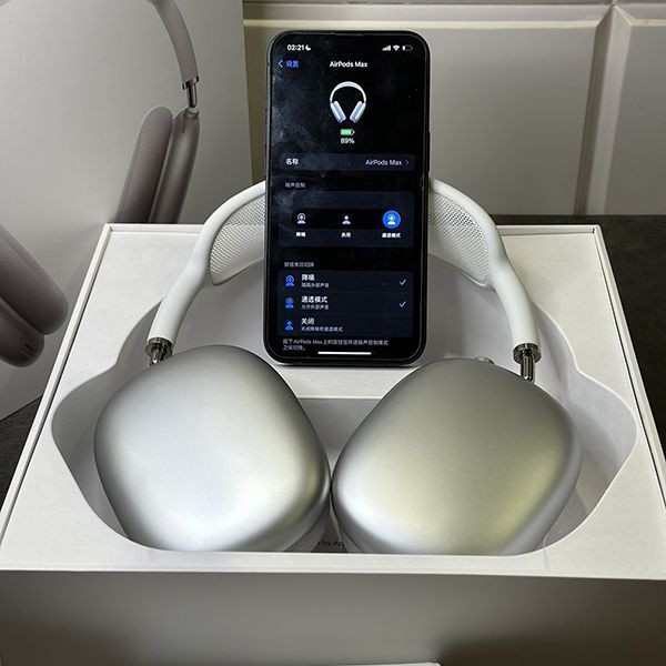 AirPods Max スーパーコピー アップル ワイヤレスヘッドホン★シルバー ara47054