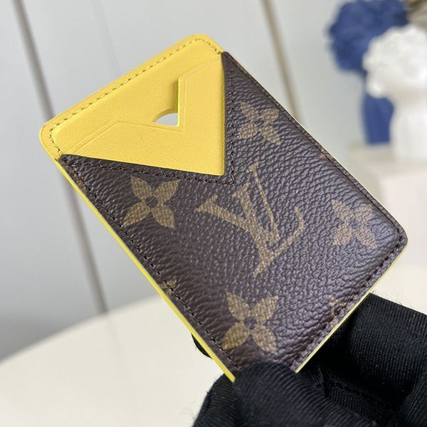 注目★【ルイヴィトン】ポルトカルト・マグネット スマホアクセサリー 偽物 M12855