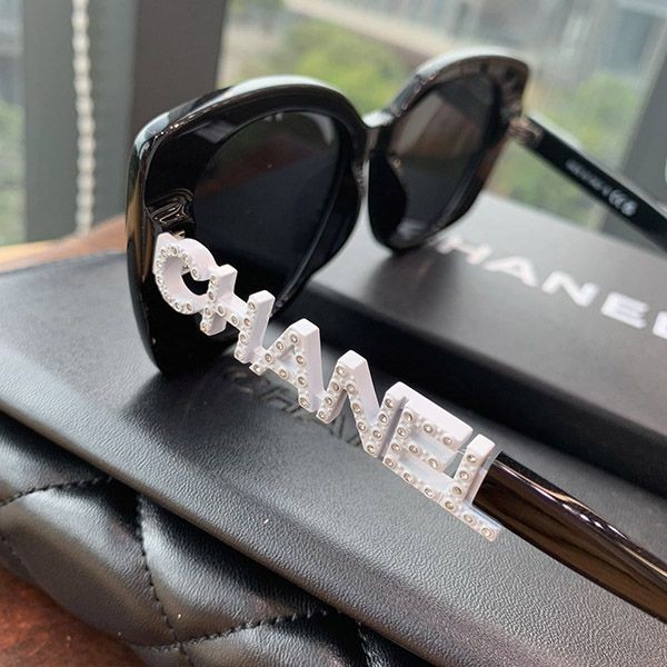 シャネル PHARRELL ロゴサングラス コピー sha83889