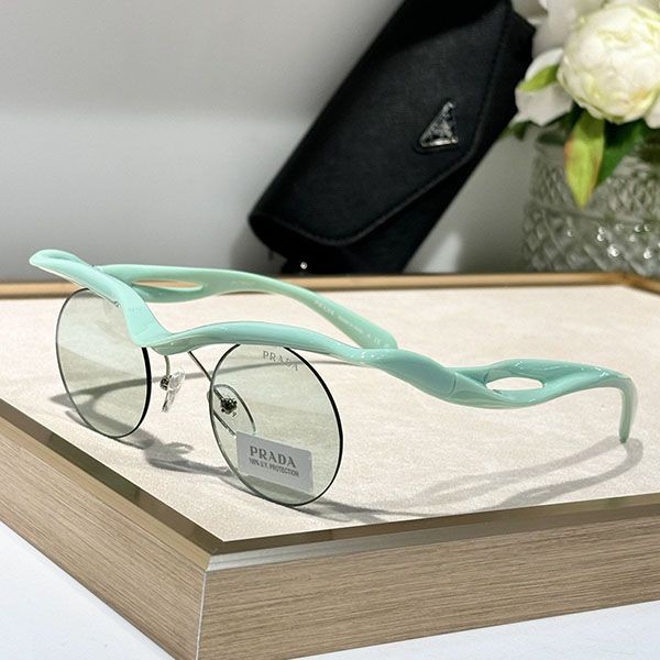 売上総額１位！プラダ ランウェイサングラス n級品 puw16851