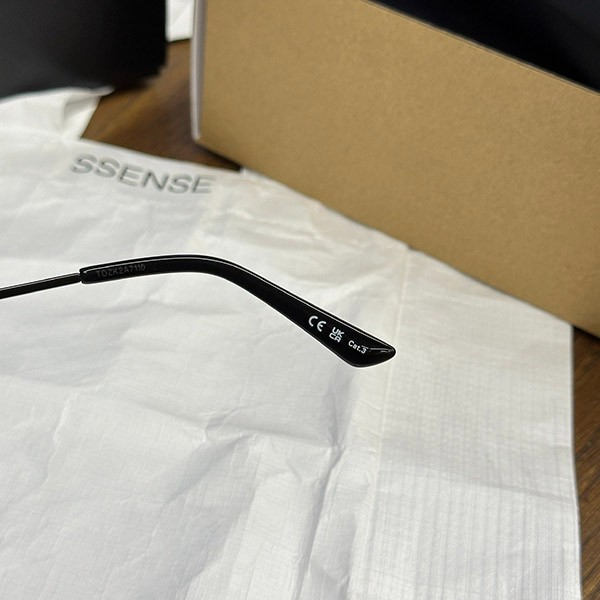 バレンシアガ ロゴ サングラス スーパーコピー ban13126