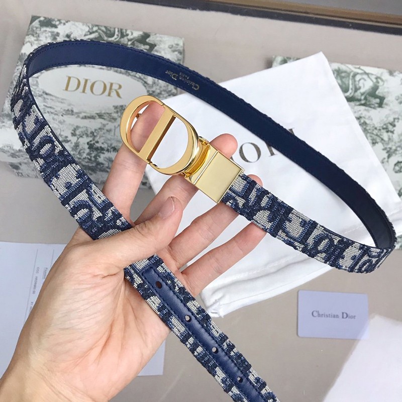 目を惹くカラー ディオール ベルト 偽物 30 montaigne リバーシブル 20mm dee57967
