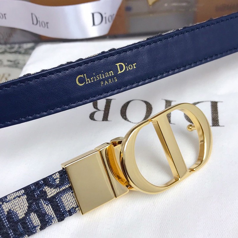 目を惹くカラー ディオール ベルト 偽物 30 montaigne リバーシブル 20mm dee57967