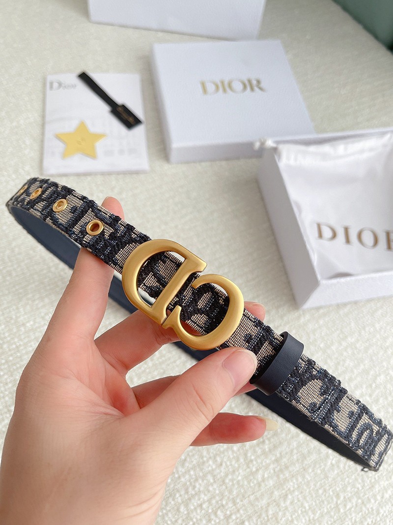 最安値挑戦ディオール ベルト コピー 30 montaigne リバーシブル 20mm dez89074