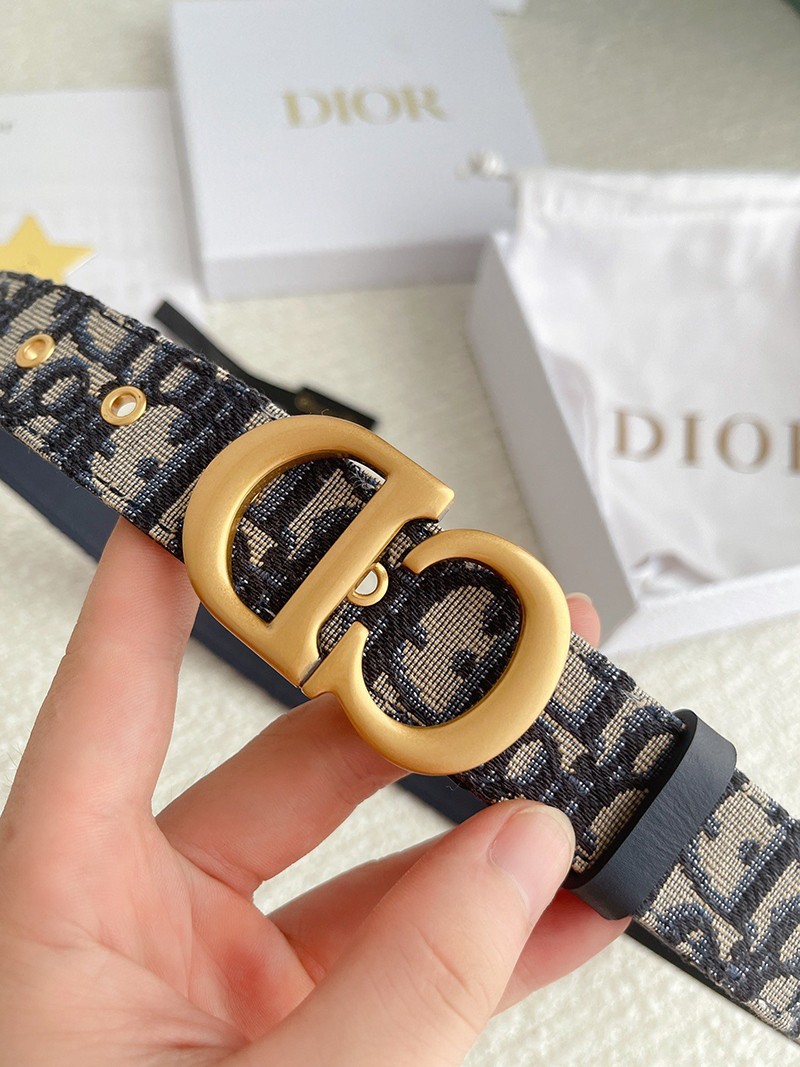 超話題!ディオール ベルト コピー 30 montaigne リバーシブル 30mm dek80620