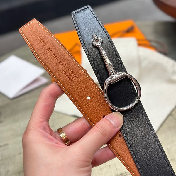 人気急上昇エルメス スーパーコピー リバーシブルベルト Casaque err09580