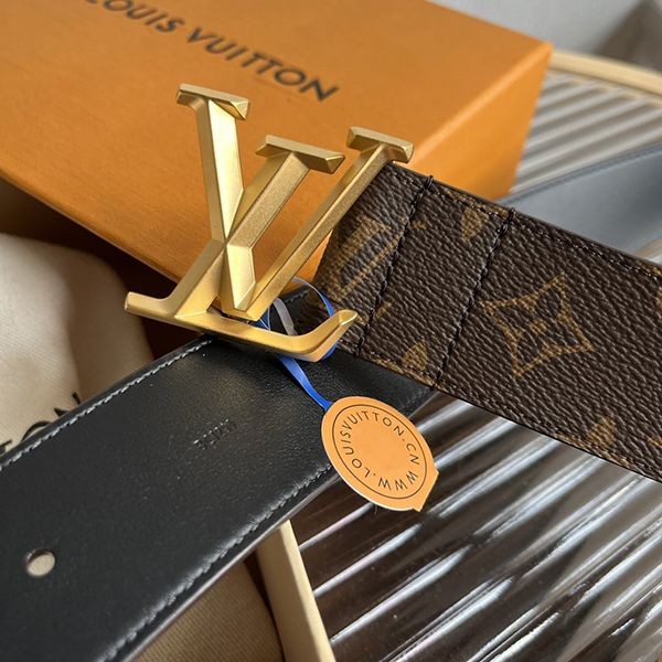 高品質♪♪♪ルイヴィトン LV イニシャル ベルト 偽物 40MM vua26369